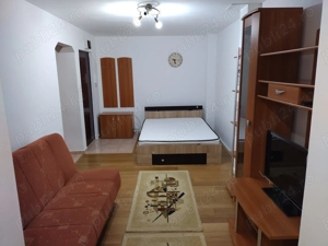 Proprietar, inchiriez apartament 1 camera, Piata Verde - imagine 2
