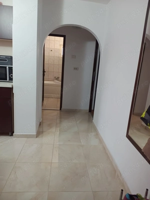 Apartament 2 camere decomandat - masina spalat vase - sistem alarma - loc parcare - etc.