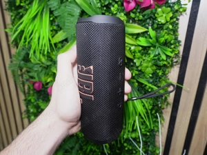 Boxa Portabil (JBL Flip 6) - Culoare Negru Mat - Sunet Clar