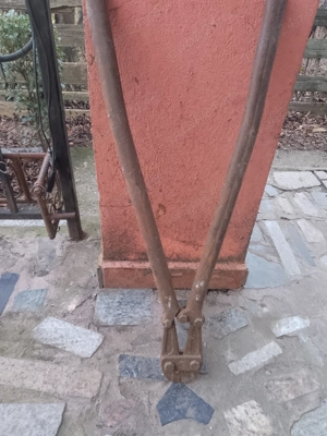 Vând foarfeca pentru debitare fier beton