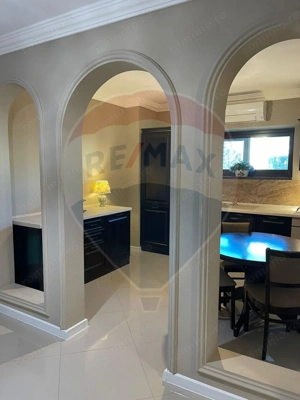 Apartament cu 2 camere de închiriat în zona Central