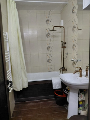 Apartament 2 cam – Tiglina 2, etaj 2/4 ,pozitie excelenta - imagine 11