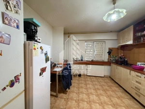 Apartament cu 5 camere, 2 bai, decomandat, centrala zona Girocului - imagine 5
