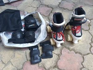 Role ajustabile pentru copii cu 4 roti si protectii