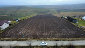 Teren 8.400 mp Negrești – ideal gospodărie, fermă, natură și liniște - imagine 4