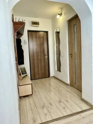 Oportunitate 2 camere bulevardul Decebal vis-a-vis școala Elena Cuza - imagine 4