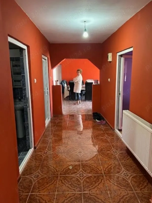 Vindem Casa cu 4 camere in Husasau de Tinca - imagine 3