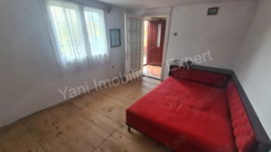 Casă de vânzare în comuna Domnești, județ Argeș. - imagine 8