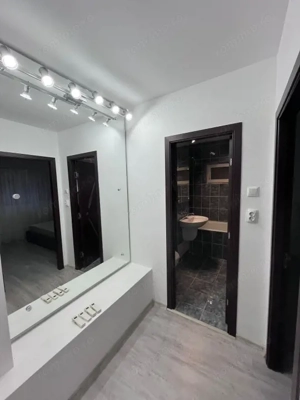 Apartament 3 camere, 63.80 mp utili, zona Centrala - imagine 10