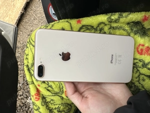 iPhone 8 Plus 