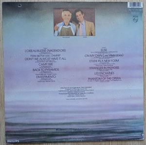 disc vinil LP Paul Mauriat (guest Gheorghe Zamfir)  - Nagekidori (1987)  - imagine 2