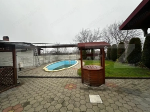 Casă spațioasă, aproape de centru, într-o zonă excelentă din Sebeș - imagine 18