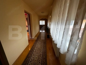 Casă spațioasă, aproape de centru, într-o zonă excelentă din Sebeș - imagine 15