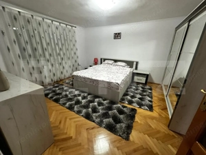 Casă spațioasă, aproape de centru, într-o zonă excelentă din Sebeș - imagine 6