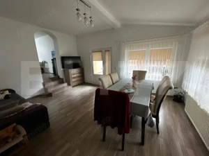 Casă spațioasă, aproape de centru, într-o zonă excelentă din Sebeș - imagine 5