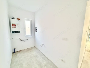 Duplex despartit prin camera tehnica - 81 mp - Mosnita Noua  - imagine 14