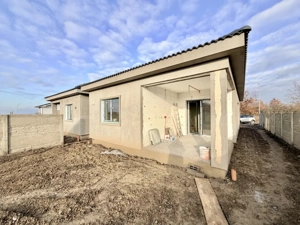 Duplex despartit prin camera tehnica - 81 mp - Mosnita Noua  - imagine 2