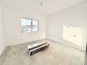 Duplex despartit prin camera tehnica - 81 mp - Mosnita Noua  - imagine 9