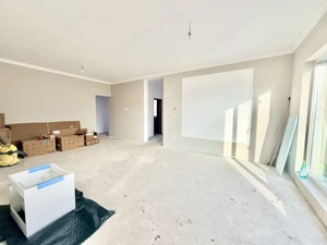 Duplex despartit prin camera tehnica - 81 mp - Mosnita Noua  - imagine 8