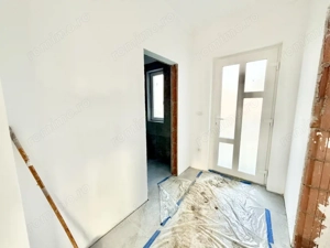 Duplex despartit prin camera tehnica - 81 mp - Mosnita Noua  - imagine 13