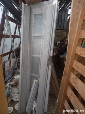 vând usă stejar alb 68 205 