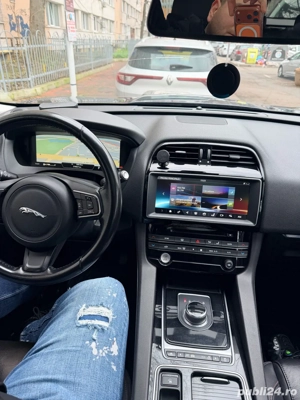 jaguar f pace  - imagine 5