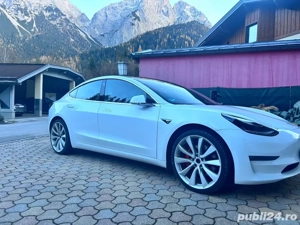 Tesla Model3 Performance - imagine 4