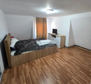 Închiriez sau vând casă  - imagine 3