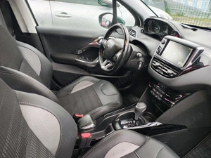 Peugeot 2008 PureTech 110 GPF Stop&Start EAT6 Allure - imagine 16