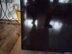 Tv Samsung ecran spart 140 diagonala. Pt piese