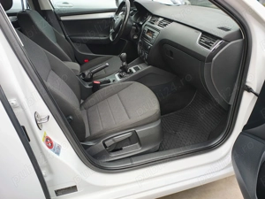 Skoda Octavia 1.6 TDI AMBITION - imagine 15