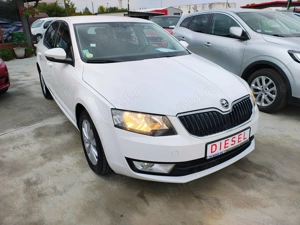 Skoda Octavia 1.6 TDI AMBITION - imagine 3