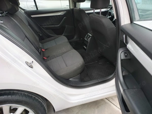 Skoda Octavia 1.6 TDI AMBITION - imagine 20