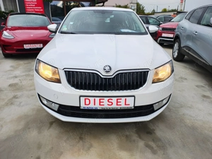Skoda Octavia 1.6 TDI AMBITION - imagine 2