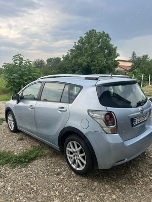 Vand toyota verso 7 locuri