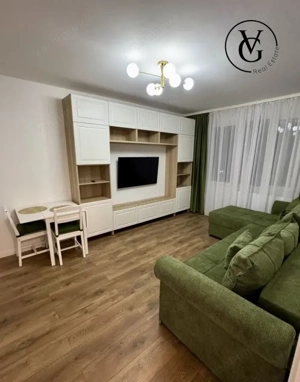 Studio | Metrou Dristor