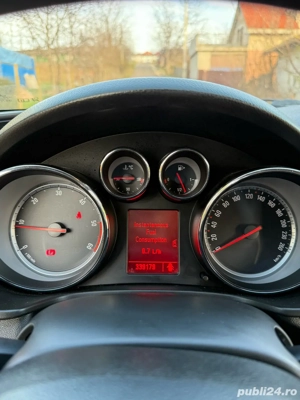 Opel Insignia - imagine 2