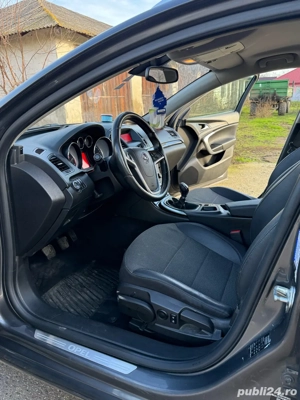 Opel Insignia - imagine 4