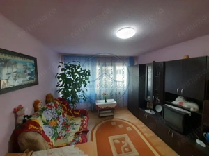 Garsoniera zona Dragos Voda