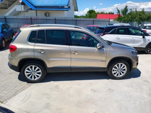 Volkswagen Tiguan 2.0 TDI DPF BlueMotion Technology Lounge Sport & Style - imagine 8