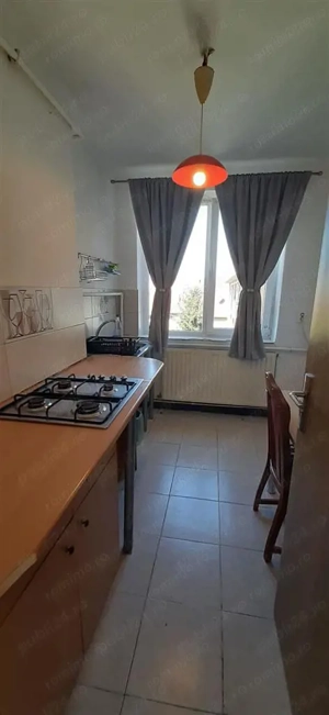 Apartament 2 camere zona centrala -Piata 700 centrala proprie - imagine 5