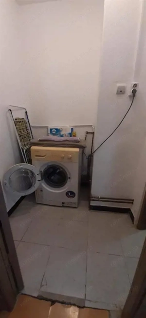 Apartament 2 camere zona centrala -Piata 700 centrala proprie - imagine 3