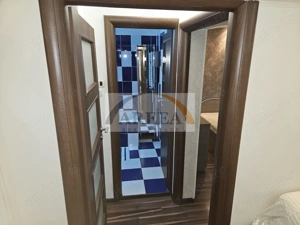 De vanzare - elegant, renovat complet - 3 camere la Calea Vacaresti - imagine 9