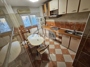 De vanzare - elegant, renovat complet - 3 camere la Calea Vacaresti - imagine 8