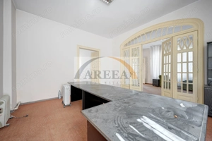 ULTRACENTRAL - Vilă UNICĂ și cu POTENȚIAL uriaș, o poveste de succes - imagine 9