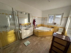 Casa de vanzare, 190 mp, teren 600 mp, zona Amatiului - imagine 13