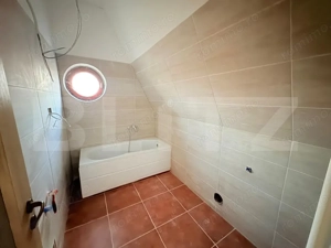 Casă de vânzare, 534 mp, teren 16.351 mp, zona Sud-Est - imagine 13