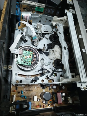 VCR Sony VHS parțial funcțional 