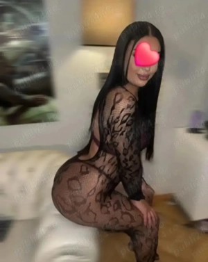 EU SUNT CEEA CE CAUTI TU !Suna-ma si nu vei regreta