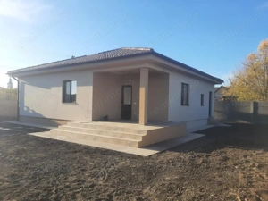 Casa individuala com Peciu Nou-  loc. Dinias - imagine 2